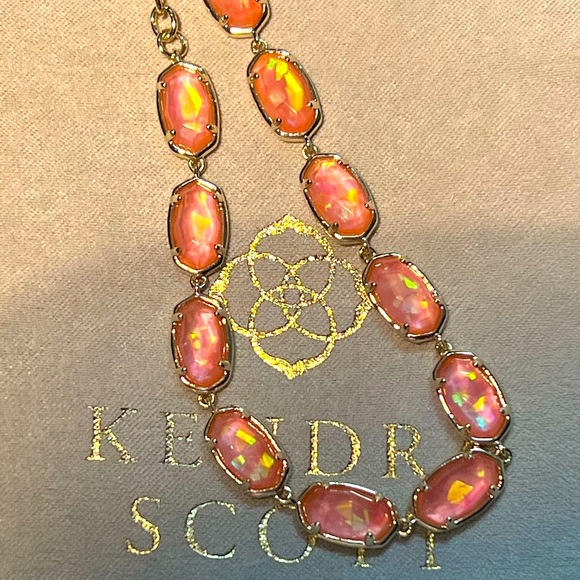 NWT Kendra Scott RARE & Retired Grayson Bracelet Iridescent Coral Illusion Gold! - Picture 15 of 16